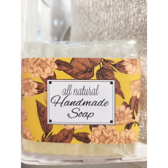 Bright Ruby Grapefruit Glycerine Soap Bar | Handmade in Canada - Picture 5 of 10